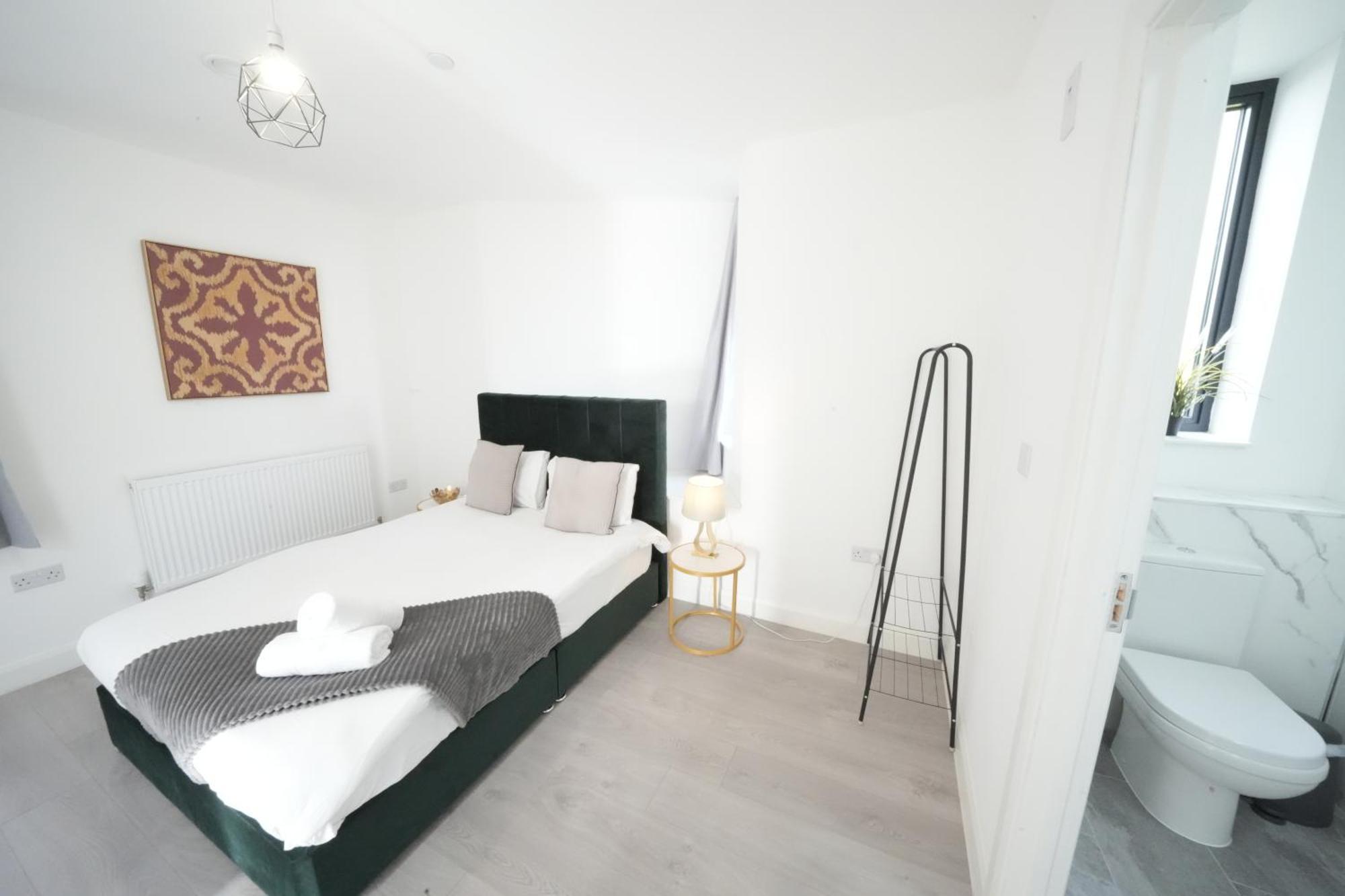 Ealing Broadway Great Stay 7-Minute Walk From The Underground Εξωτερικό φωτογραφία