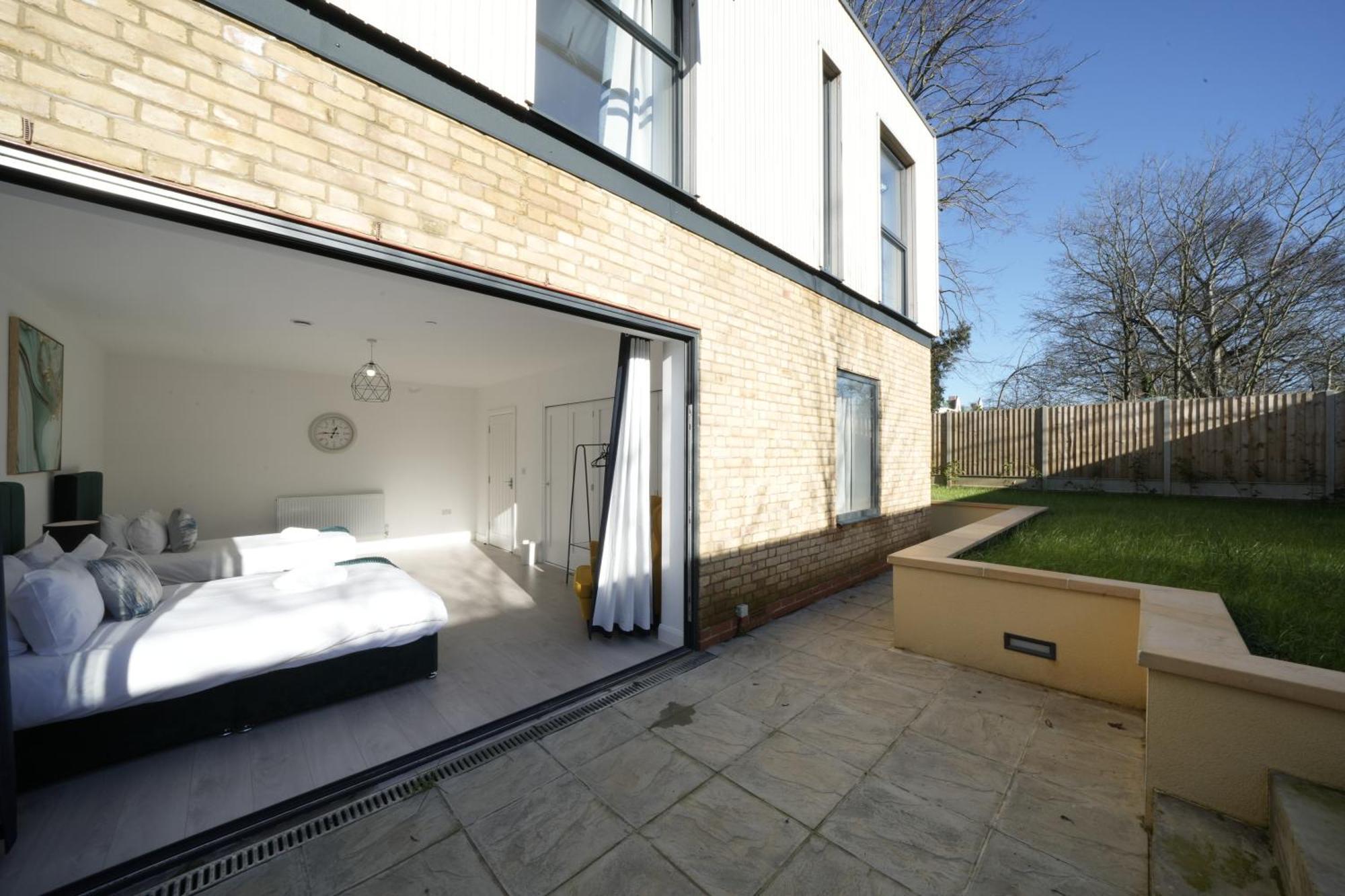 Ealing Broadway Great Stay 7-Minute Walk From The Underground Εξωτερικό φωτογραφία