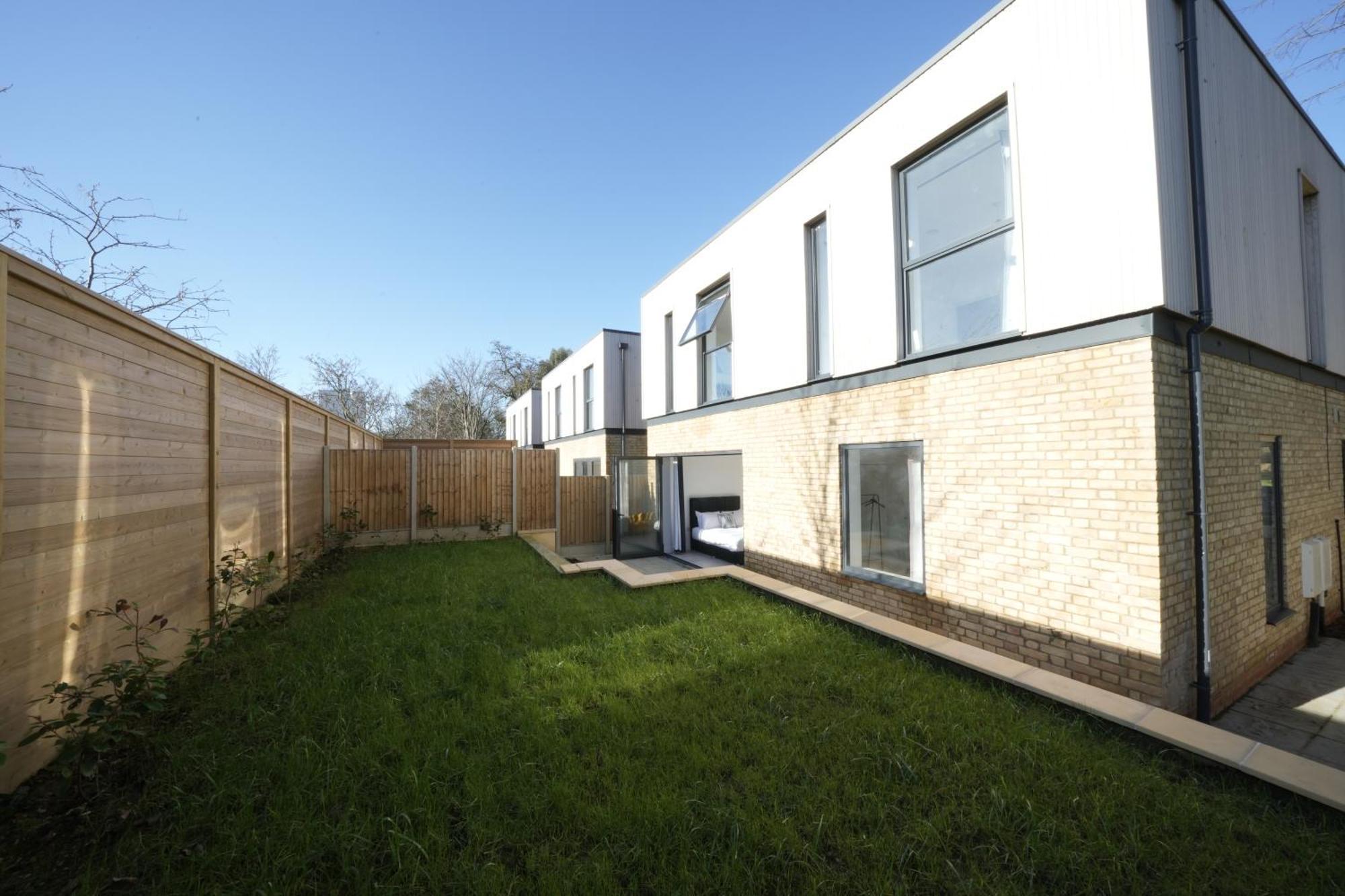 Ealing Broadway Great Stay 7-Minute Walk From The Underground Εξωτερικό φωτογραφία