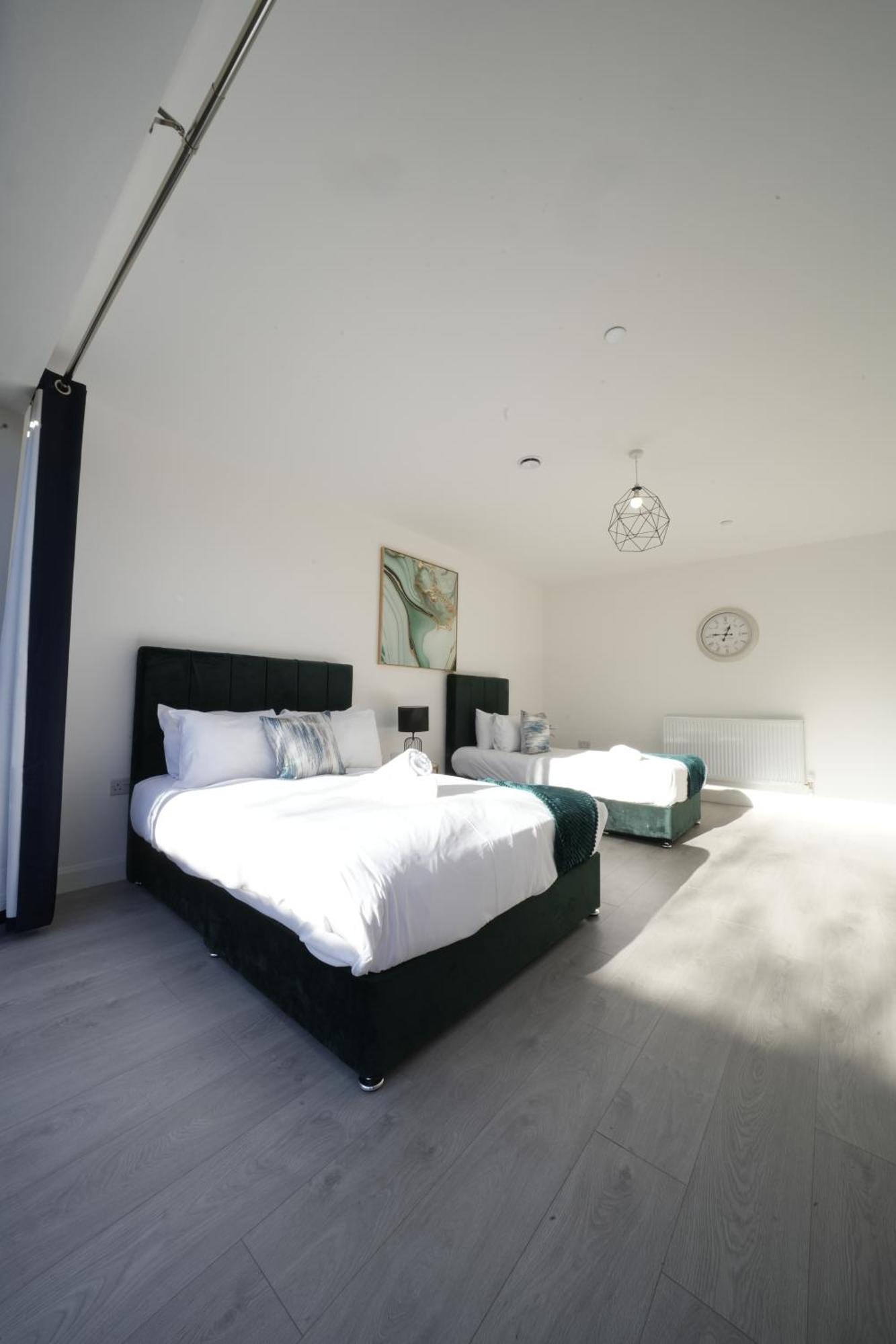 Ealing Broadway Great Stay 7-Minute Walk From The Underground Εξωτερικό φωτογραφία