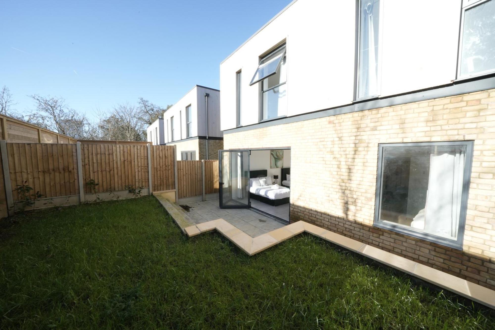 Ealing Broadway Great Stay 7-Minute Walk From The Underground Εξωτερικό φωτογραφία