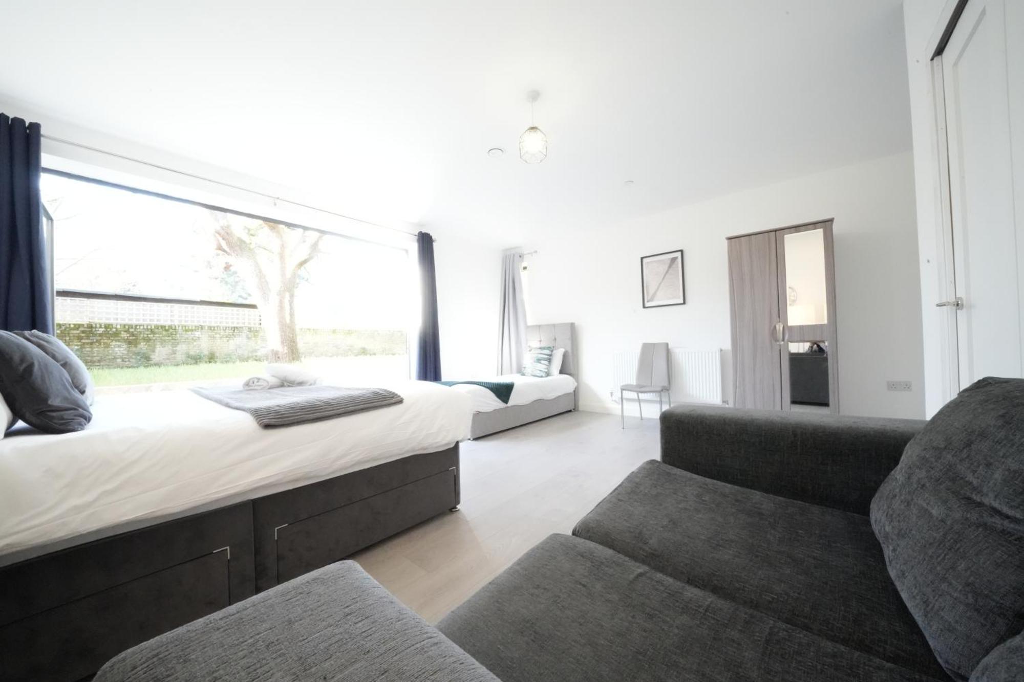Ealing Broadway Great Stay 7-Minute Walk From The Underground Εξωτερικό φωτογραφία